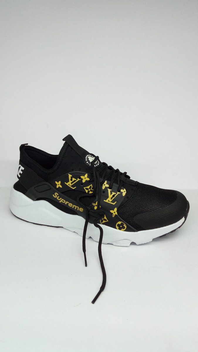 the_company_254's tweet photo. Funked Up Sway
📲+254729966599
💰Ksh.3500
We offer deliveries @ your door
Nandi Hills Mp Alfred Keter
Ibukun Odegbaike
Peter Munya
#CSSwearingIn
Breaking News
Swaleh Mdoe
#feelgoodfriday
#photophridayonkiss
#roguejudiciary
#thetwowitnesses
#shoes #sneakers US Ambassador to Kenya https://t.co/uhi4b4e9mD