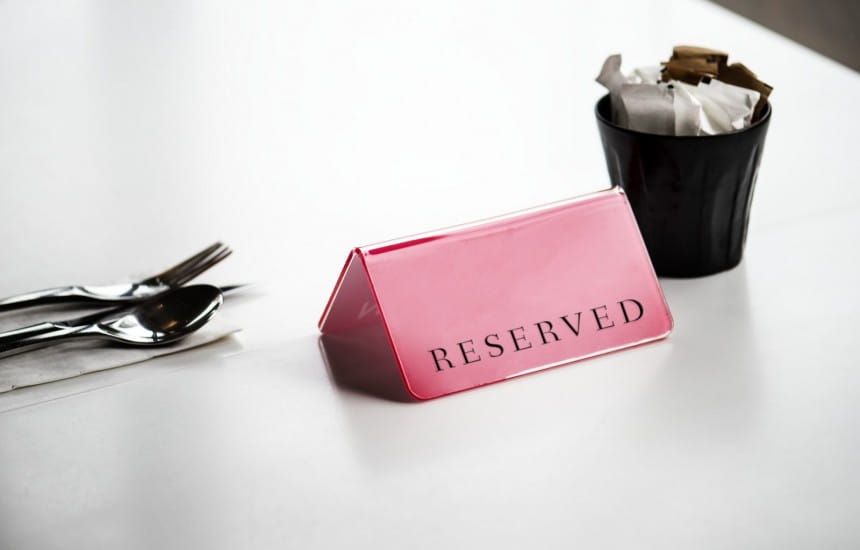 I've been meaning to write about the damage no shows cause for an age but prompted to by a couple of conversations with local chefs this morning.  Time we all did something about it buff.ly/2EKCXFT #saynotonoshows