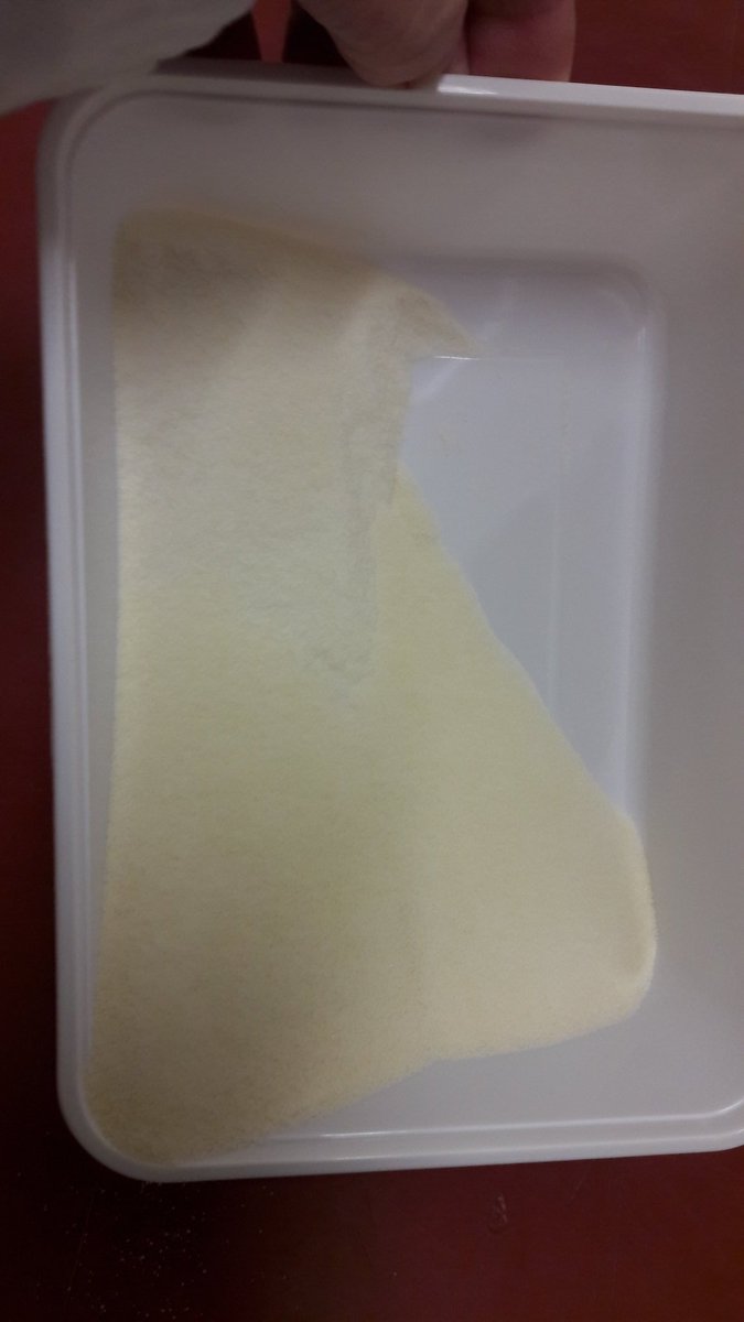 NVWA_Import's tweet photo. #import #caseine #technisch gebruik. Dit product wordt gebruikt als bindmiddel voor verf, voor het lijmen van multiplex, als component bij het etsen en bescherming van leer tegen vlekken. https://t.co/nVowigdYm2