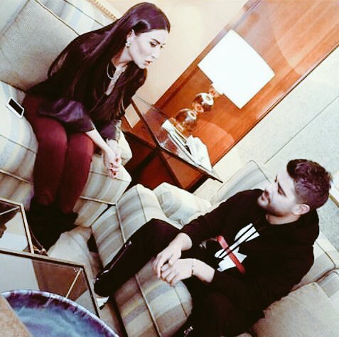 NassifZeytoun95's tweet photo. دخيل رب صباحك اجمل صباح اليوم اني شفتك من الصبح يقبرني جمالك 😄😘❤
صباح الورد ياعمري🌷😍😍 https://t.co/1jgzhUKtkm
