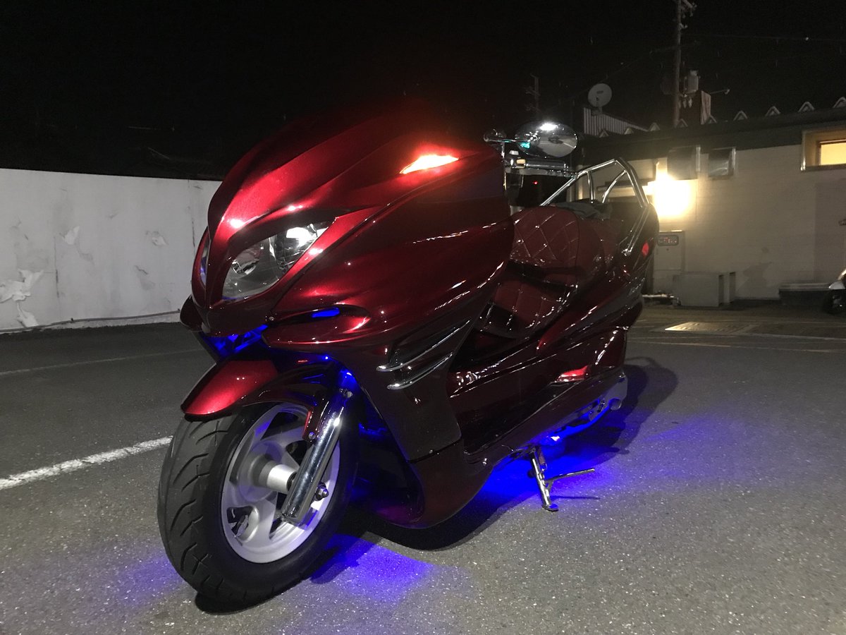ryu_sty's tweet photo. かっこよすぎやん？
最高やん。

おとんの
ドラックスターもかっこええ
渋いな https://t.co/pVPbcQ2u20