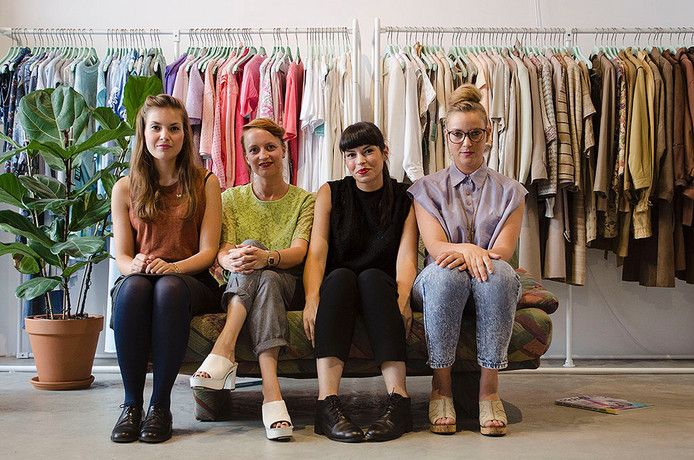 StitchedUpCoop's tweet photo. INSPIRATION // Dutch startup @lenalibrary offers a post-ownership alternative to fast fashion 💚
Would you be prepared to hire clothes? Let us know what you think of this idea!
https://t.co/tVx7VmWxub
#slowfashion #postownership https://t.co/qGlzDUuUc6