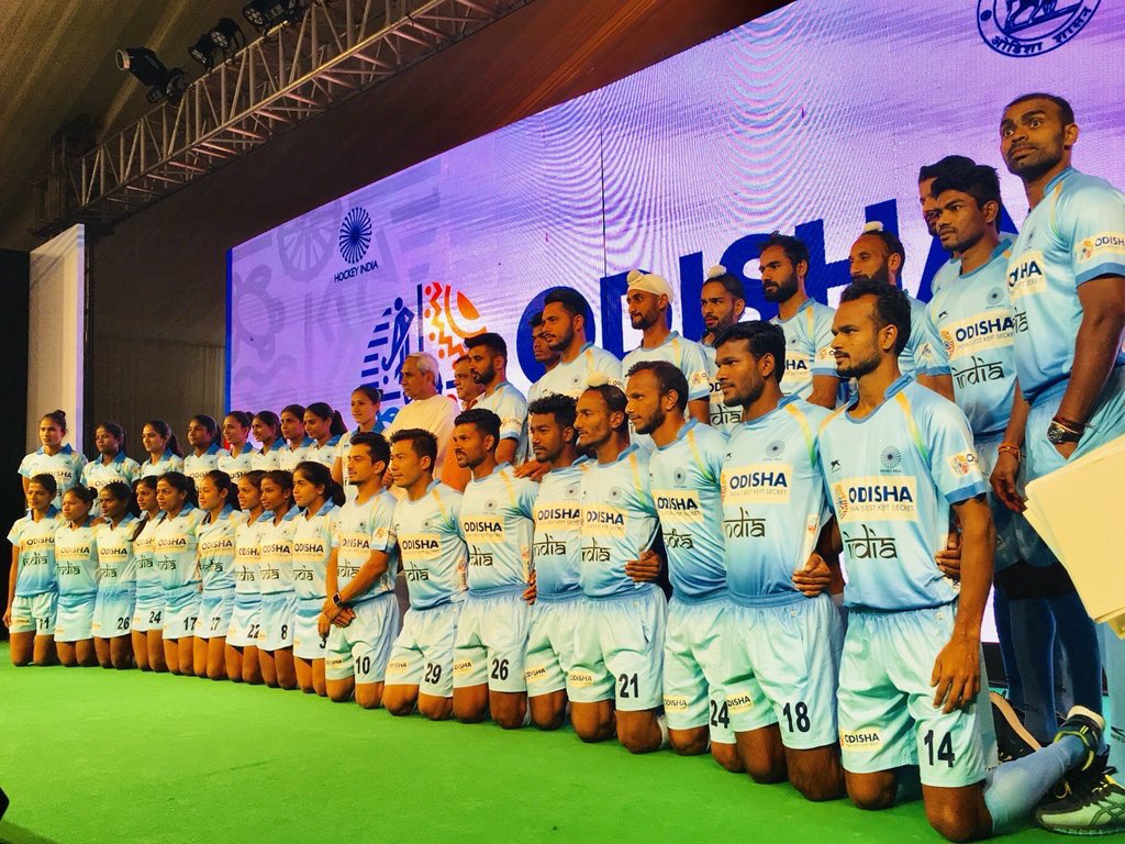 At the unveiling of our new jersey function yesterday, special thanks to Honourable CM <a href="/Naveen_Odisha/">Naveen Patnaik</a> and the government of Odisha for sponsoring <a href="/TheHockeyIndia/">Hockey India</a> men and women for the next 5 years!