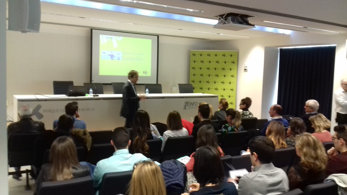 Guti612014's tweet photo. Comenzando con #linkedinINFO https://t.co/l525LdW56k