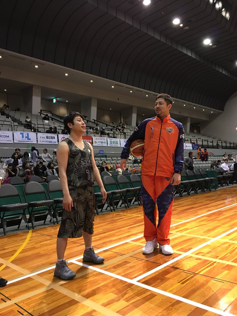 広島ドラゴンフライズ Twitterren ノンスタイルの井上裕介さんが中国放送の取材で広島サンプラザホールへご来場いただいております 選手にインタビュー ドラゴンフライズ 広島 Bリーグ バスケ Beone ノンスタイル ノンスタ井上 広島ドラゴンフライズ Twitterren ノンスタイルの井上裕介さんが中国放送の取材で広島サンプラザホールへご来場いただいております 選手にインタビュー ドラゴンフライズ 広島 Bリーグ バスケ Beone ノンスタイル ノンスタ井上