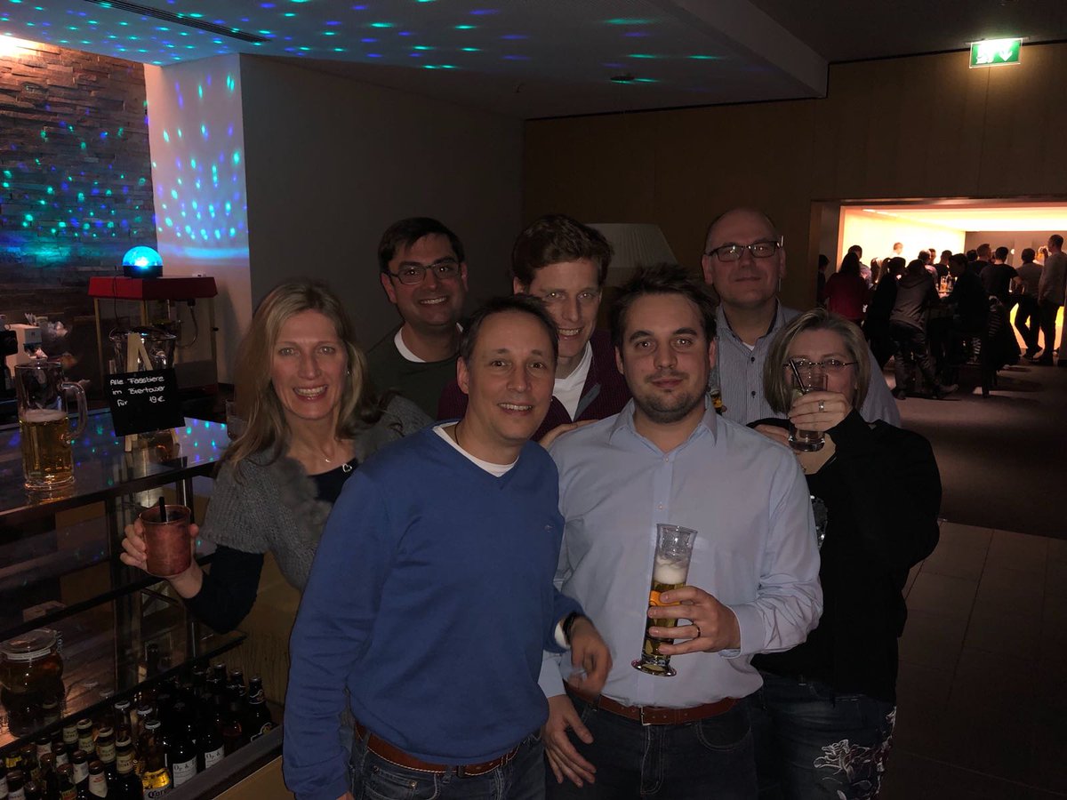rdcaviation's tweet photo. At @rdcaviation we love the opportunity to spend some face time with our wonderful clients. Ian, our Customer Support Manager has had an enjoyable week carrying out some training with @lufthansa #RDCOnTheRoad #SponsoredByBecks #APC #APEX #SolvingAviationProblems #NiceManBag https://t.co/085ZMC1i2Z