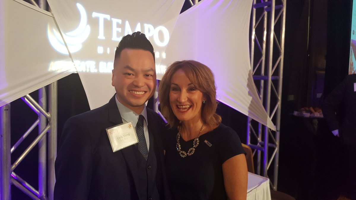 Jayne Willis (DkkQx) Twitter