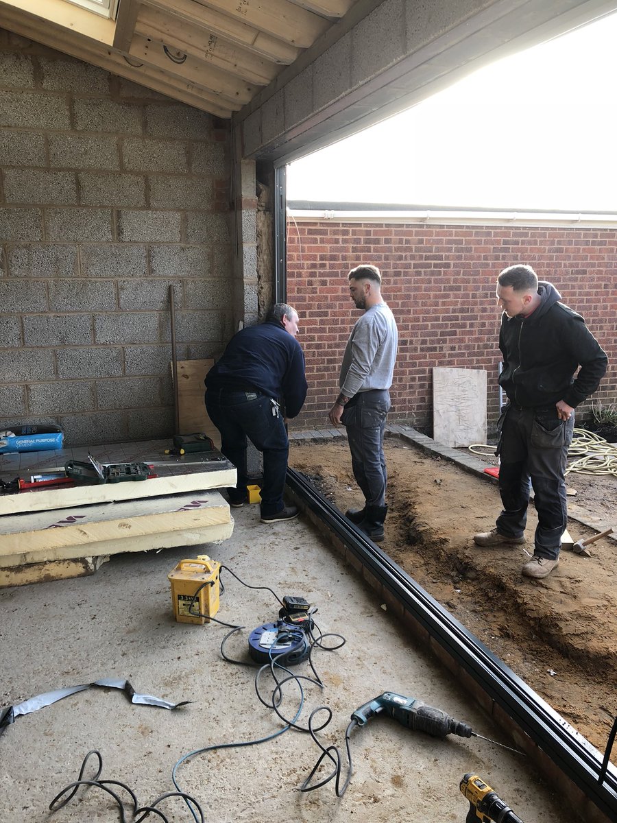 Dean Hague (@deansliders) | Twitter