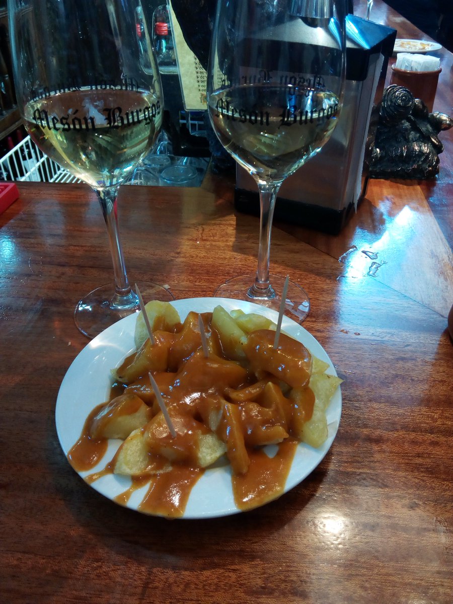 TAPA DEL DÍA, PATATAS BRAVAS irdetapeo.blogspot.com.es/2018/02/tapa-d…