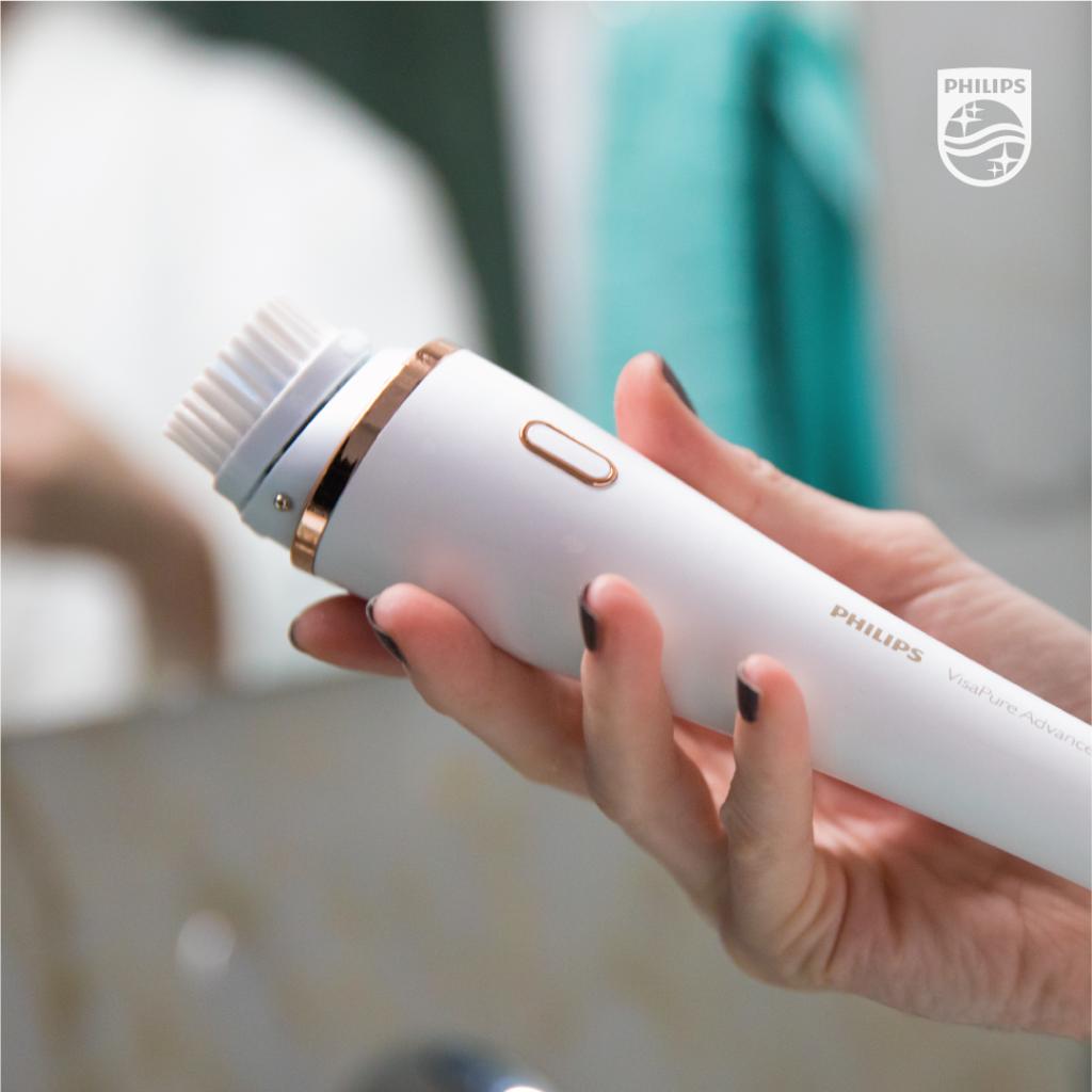 Are you concerned about facial cleansing brushes being too harsh on the skin? Don't be! VisaPure Advanced is gentle enough for twice daily use and has a 1 minute timer so you don't over-cleanse.