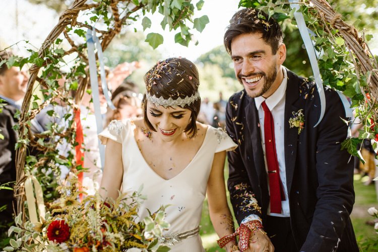 W_W_WeddingBlog's tweet photo. There is an idyllic and meaningful setting, dreamy summer weather and a heck of a lot of love // https://t.co/TWt0FNoODL thanks to @elliegphotophy https://t.co/vHjjzrtnRb