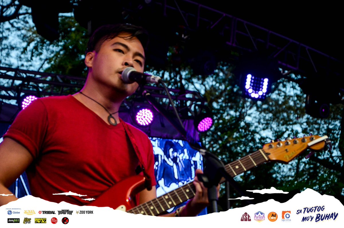 UP_Fair's tweet image. Simple nga ba talaga ang pag-ibig? Tara na rito sa #CosmosUPFairFriday at pakinggan ang awit ng @406Unit para malaman ang kasagutan!

#MissionCosmos #CosmicEncounters
#UPFair2018 #SaTugtogMoyBuhay
