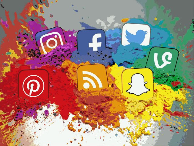 With 2.3 billion active users on social media, it is no surprise that #contentmarketing is a hot topic in hospitality. LEARN MORE >>> crwd.fr/2EsCTqV  <<< #hospitality #socialmedia #marketing #UKRestaurant #UKHotels #Wiltshire #Bristol #hotel #restaurant #wedding