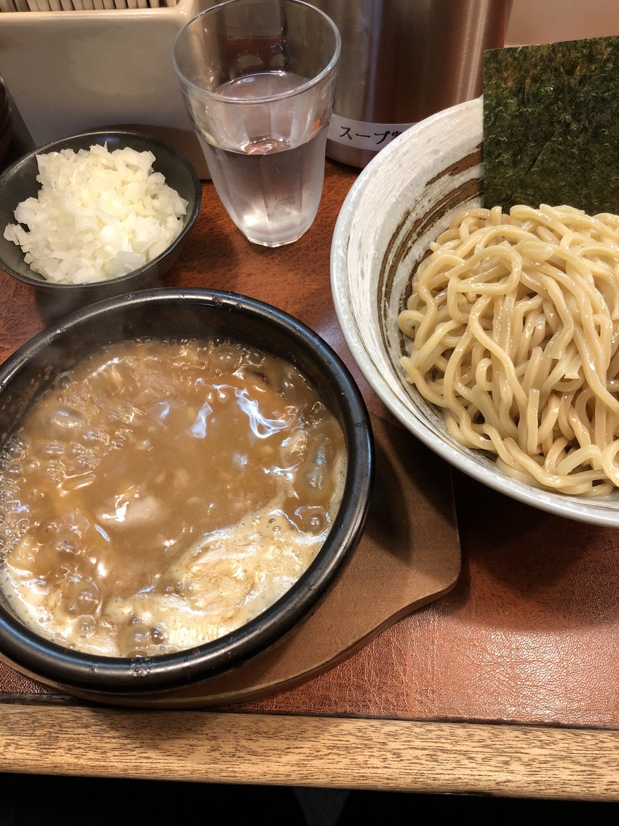 Mako A Twitter 岩沼 うまづら 行ってみた 久々のうまづらへ つけ麺並タマネギ 注 水の横のはご飯ではなくタマネギです笑 煮え滾るスープにタマネギ投入したらシュンってなっちまった 仕方なし それでも美味しいね O ご馳走様でした W