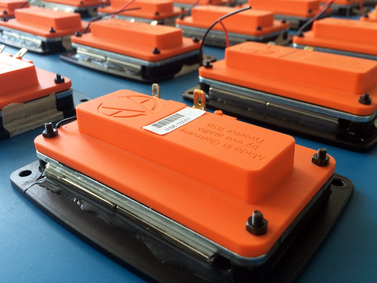 EveAudio's tweet photo. RS6 tweeters in the making! #berlin #madeingermany #sc3010 #sc3012 #mainmonitors https://t.co/SUBcVo5LEf