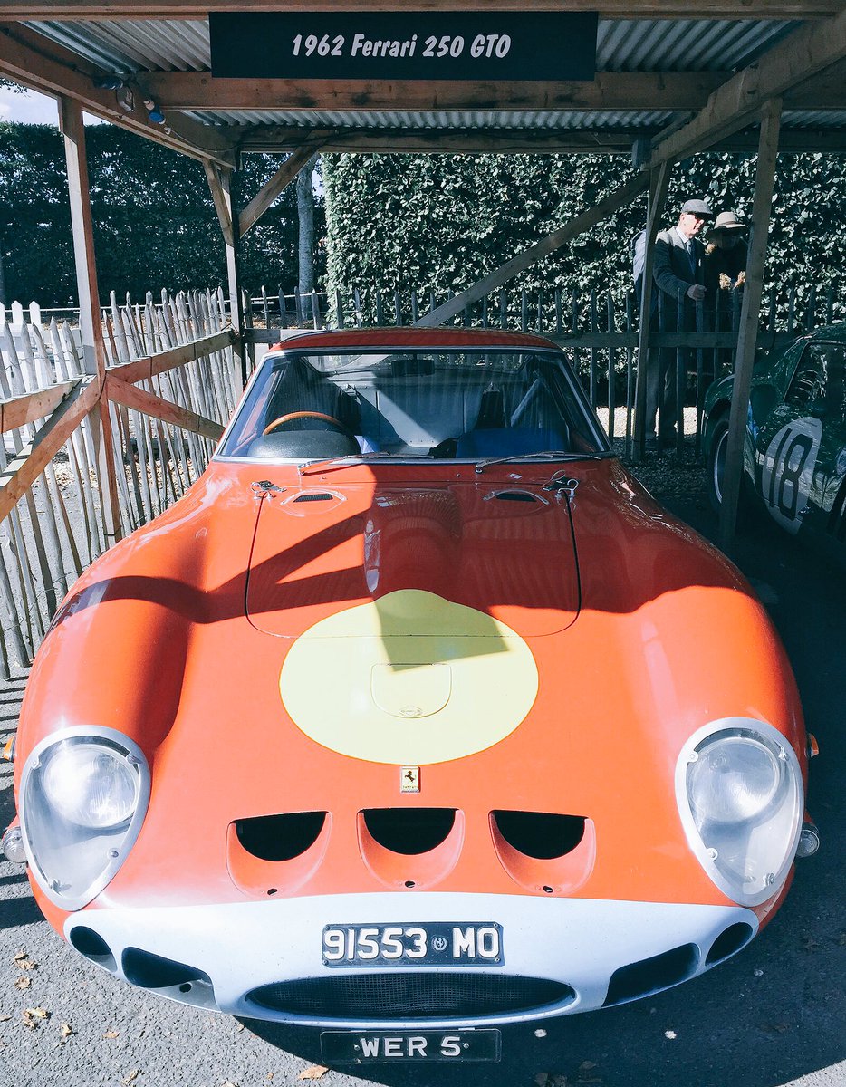 PFSClassics's tweet photo. Have a fantastic #FerrariFriday
everybody...

❤️💛🇮🇹👊🏻

Enjoy a superb weekend! https://t.co/d6pYTOOLHL