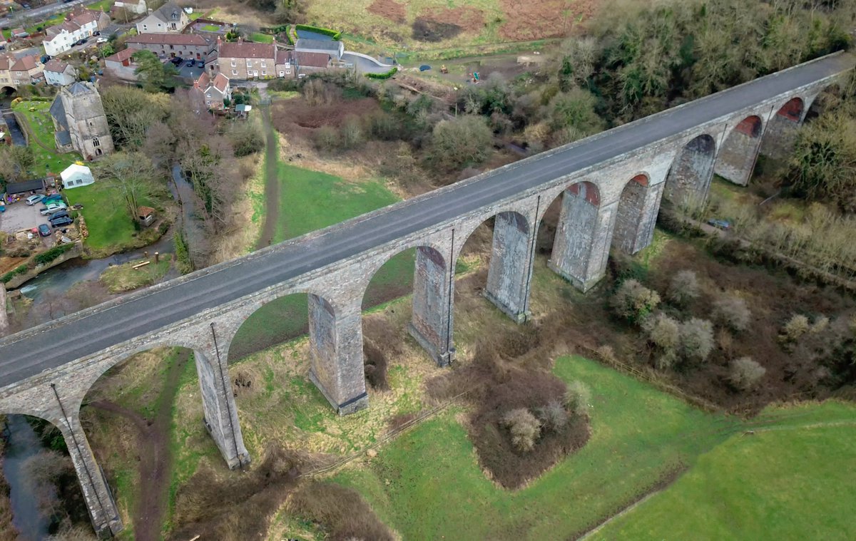 After our recent trip to #Somerset, we swung via #Pensford on our route back to Berkshire to capture this amazing old #Viaduct 📸 <a href="/TheBristolNomad/">The Bristol Nomad</a> <a href="/VisitBristol/">Visit Bristol</a> @DestBristol <a href="/VisitSomerset/">Visit Somerset</a> #DJI #dronephotography #drones #dronedreamsuk #FridayFeeling #pensfordviaduct #amazingphoto