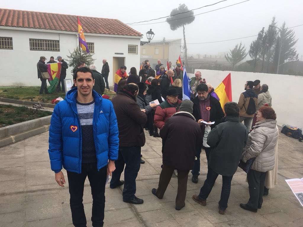 ArturoCasadoAld's tweet photo. Remembering Scottish members of the International Brigade who fell in the Spanish Civil War in the Jarama battle. It’s important for me to accompany their families in this annual international event which is held in the city where I actually live (#Tarancón). #HistoryMemory https://t.co/7zEcGVd9wF