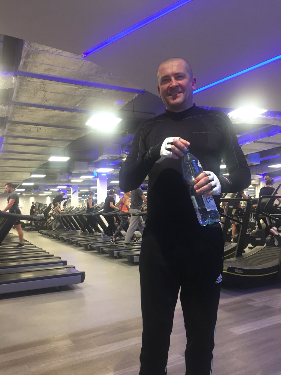 MarcinMsasal's tweet photo. Przygotowania sztabu do rozgrywek idą w dobrym kierunku 🏋️‍♂️🚴‍♂️⚽️systematyka i zaciętość 🏃‍♂️jest 👍🏻 https://t.co/5GOdMTCyVQ