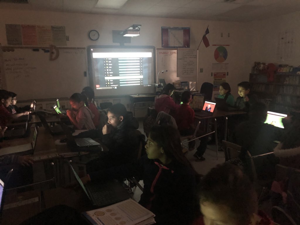 pilguerra's tweet image. Mr.Tovars 4th grade class enjoying Quizizz to practice Multiplication Facts #mathtech @cisdinsttech