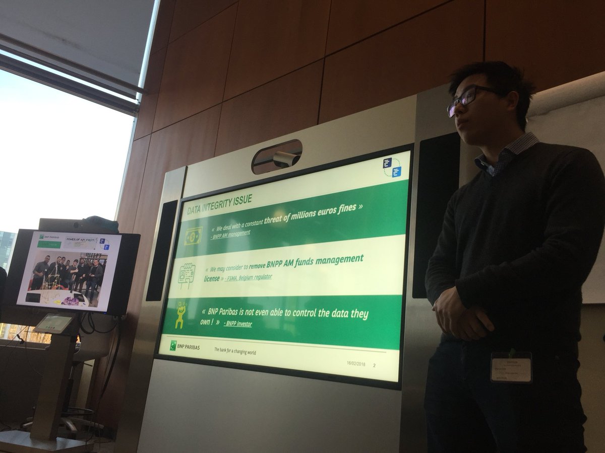 BeMyAppEMEA's tweet image. Dockchain team presenting how to leverage on Blockchain to offer a unique auditable and efficient platform for fund documents at #recodingBNPP @BNPParibasCIB