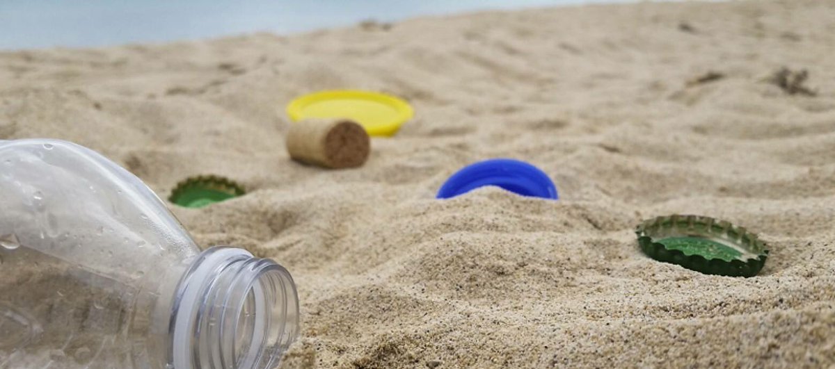 ArdrossanCRT's tweet photo. Are you organising a beach clean event in @North_Ayrshire this year? Get in touch and help us to help you. Read more at: https://t.co/z0J0k6LTz8 #999Coastguard #BeachCleanSafety https://t.co/RER9h3SDN6