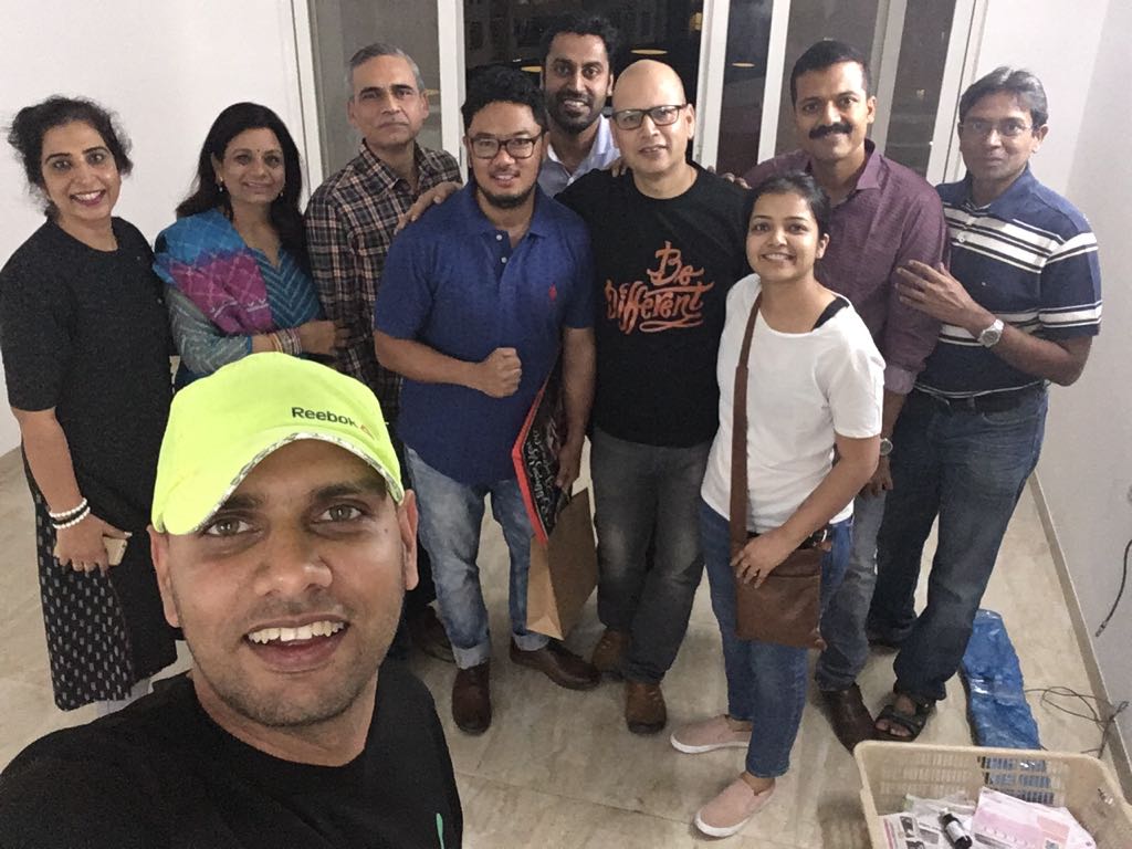ABC_R_U_N's tweet photo. #DeepakURock 

"Deepak - Your "energy guys" would be missed during workout session..will wait for your updates from Sydney..take care and do well" says #CoachShishir 

#BonVoyage #DeepakGoesSydney 
#runningaddicts #pushupshero 
#smiling #routekyahai #deepakweloveu #abcrun https://t.co/lVkkpIhwwM
