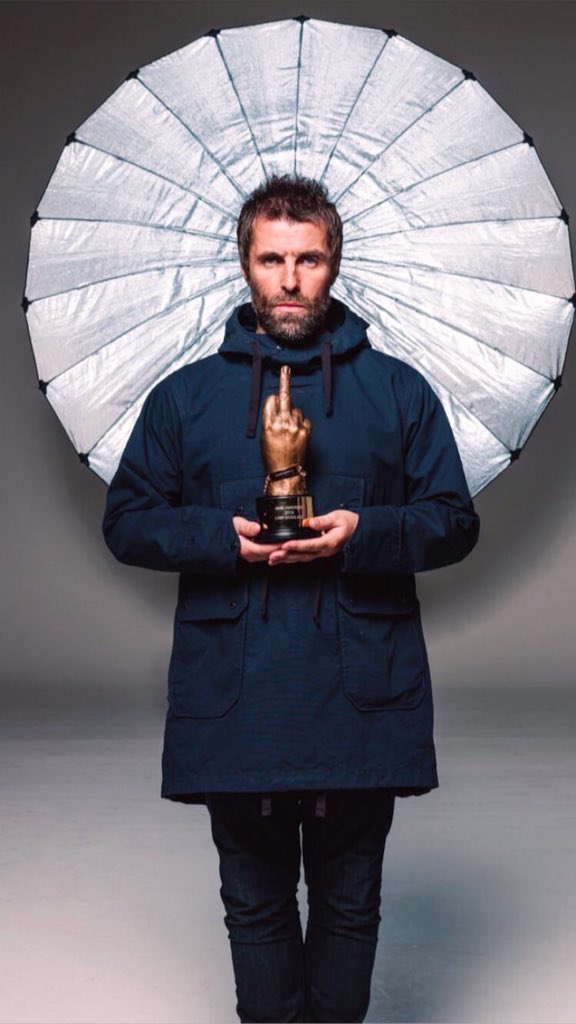 Liam Gallagher Wears on Twitter: \