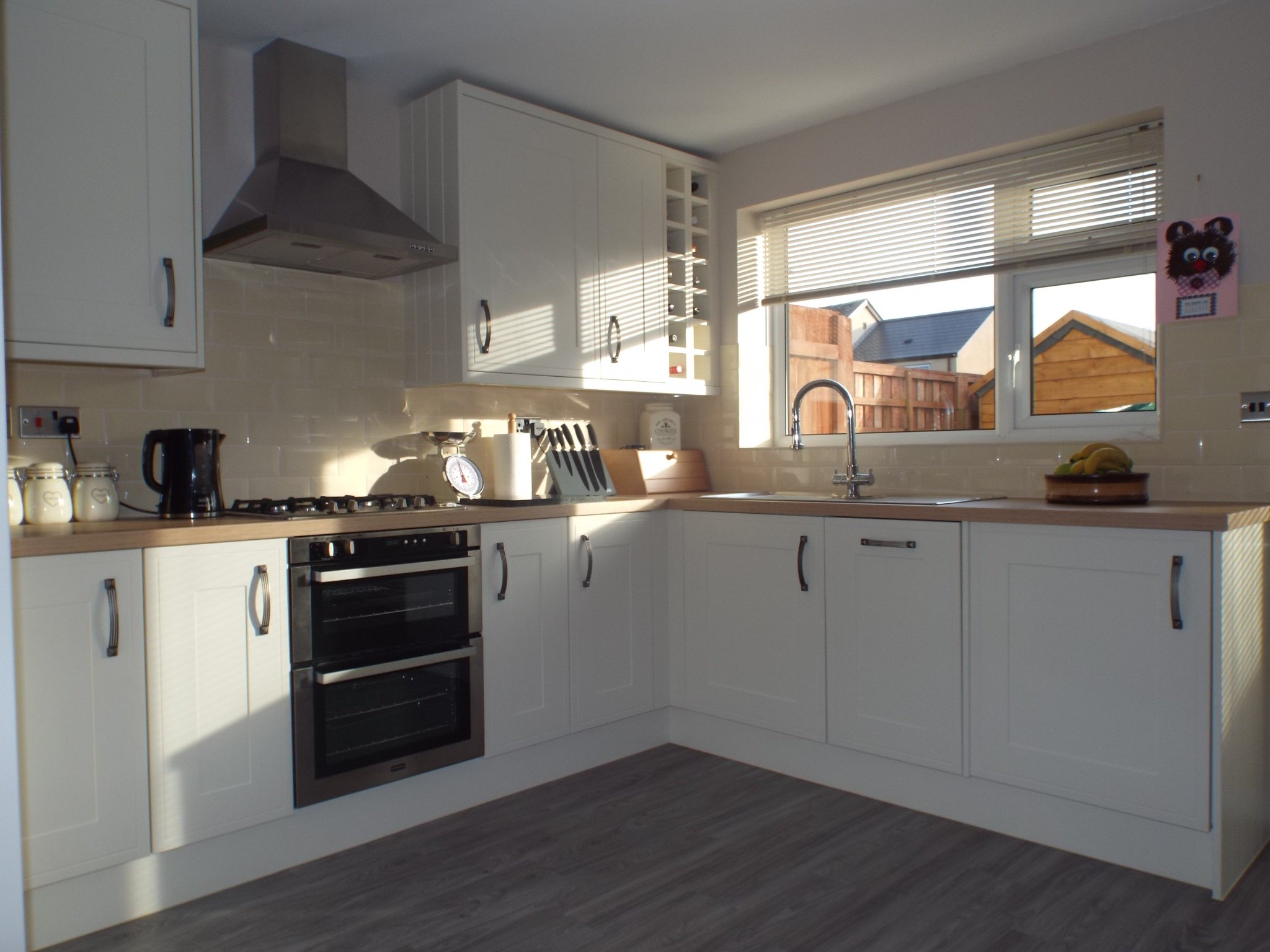 Wren Kitchens On Twitter This Wrenovation Features Our Popular Edwardian Cream Matt Kitchen Finished Coco Bolo Luxury Laminate Worktops And Anne Bow Handles We Think It Looks Stunning Let Us Know