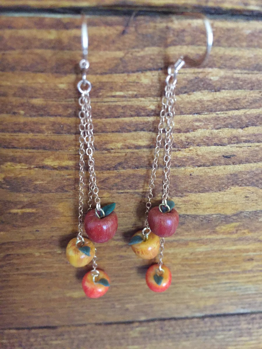 MyBeautifulAppl's tweet photo. Now available on my shop ! 🍎🍎🍎
-> https://t.co/qfeqYzLQwi

#jewelry #handmade #earrings #apples #RoseGoldFilled #MyBeautifulApples #bijoux #faitmain #Pomme https://t.co/PnrqrK3h1Q