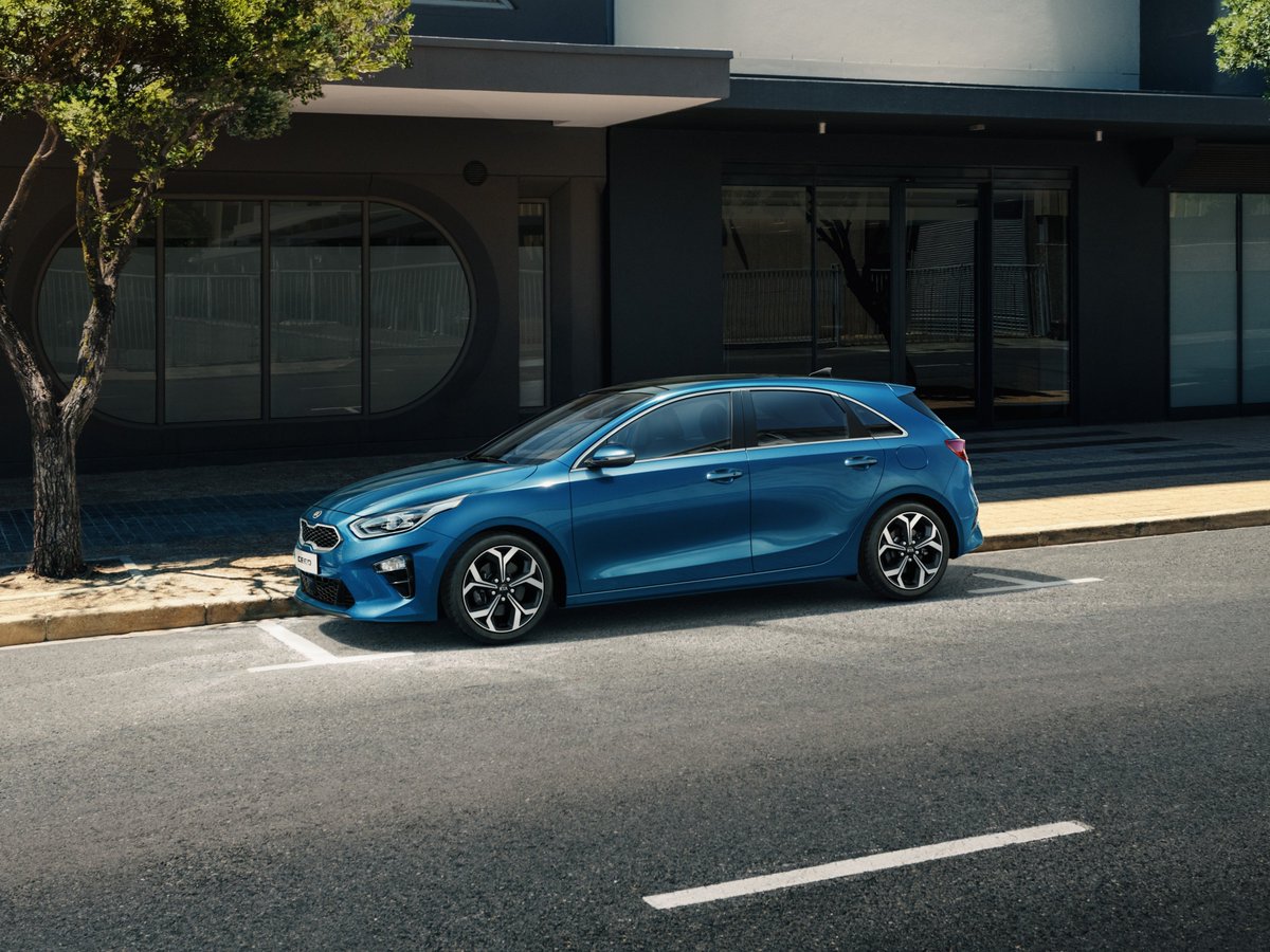TMSMotorGroup's tweet photo. "The Ceed’s nice enough inside, generally well-equipped, prices are always good, and the warranty is long.
And I don’t say this lightly – I think it’ll be one of the nicest-driving cars in the class too."
Autocar reviews the new Kia Ceed: https://t.co/7svnfLrWWB
#Kia #NewCeed https://t.co/1bIIO4dXxi