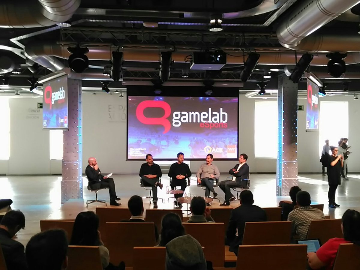RealidadGamerCu's tweet photo. En #GamelabESport con los representantes de @DreamHackSpain @LVPes @ESLspain @riotgames . Un placer poder escuchar a @Sergi_M @manueslgaming @Tiroless sobre el panorama competitivo en los próximos años https://t.co/BtR60GM84a
