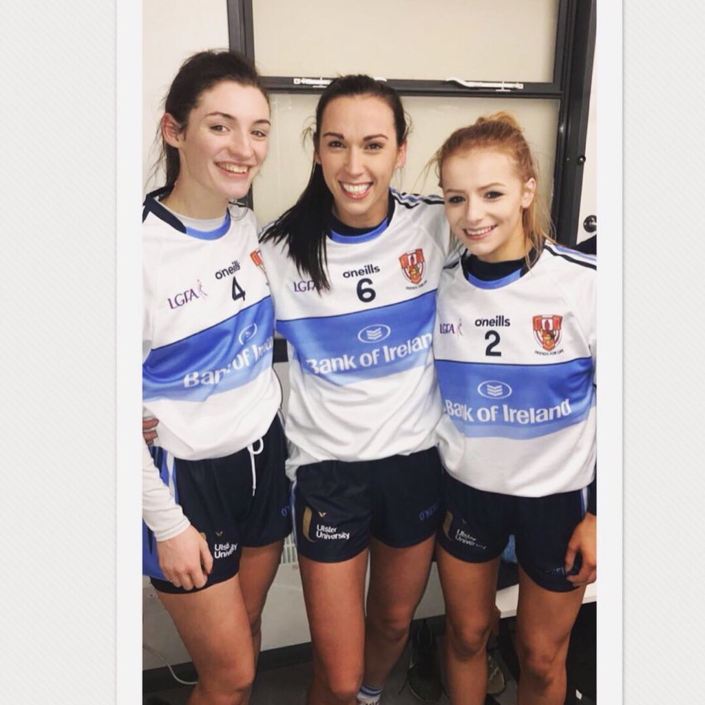 emmabrennan5's tweet photo. we are on our way to paradise....👌🏻🔵⚪️🏆#weekend#poly https://t.co/1debpn6s1R