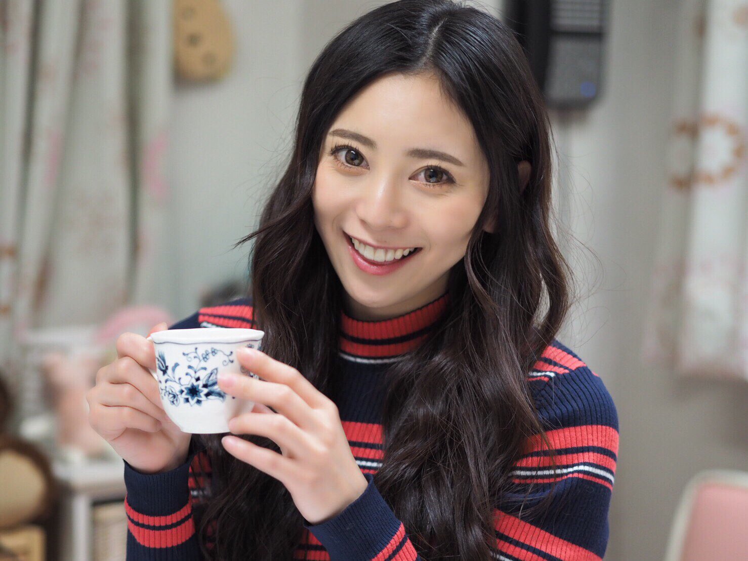 N on X: ARROWS所属になりました♡ 星川 凛々花(ほしかわ りりか)です♡ AV女優のお仕事が大好き！  みんなこれから仲良くしてね😘💕 早くみんなと絡みあいたい😆😆 t.cos6PGeGTfpe  X