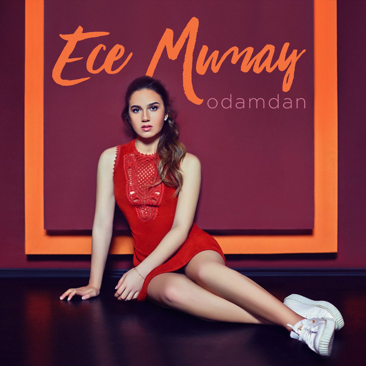 CengizMumay's tweet photo. Ece Mumay'ın "Odamdan" albümü, iTunes, D&R ve tüm müzik marketlerde... @pasajmuzik #Odamdan #EceMumay https://t.co/RYPXMqtVXZ