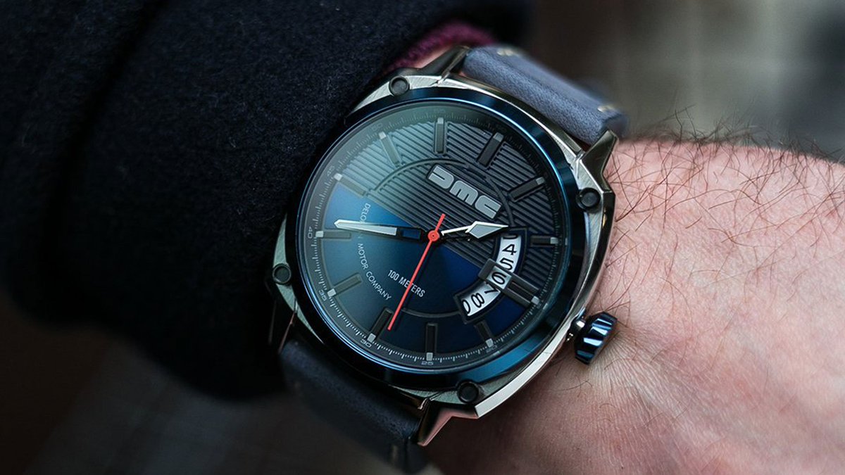 RecombuCars's tweet photo. The £120 DeLorean you can buy (for your wrist) https://t.co/RLTiXSDea4 #DeLorean https://t.co/Gm86i0Tbw1