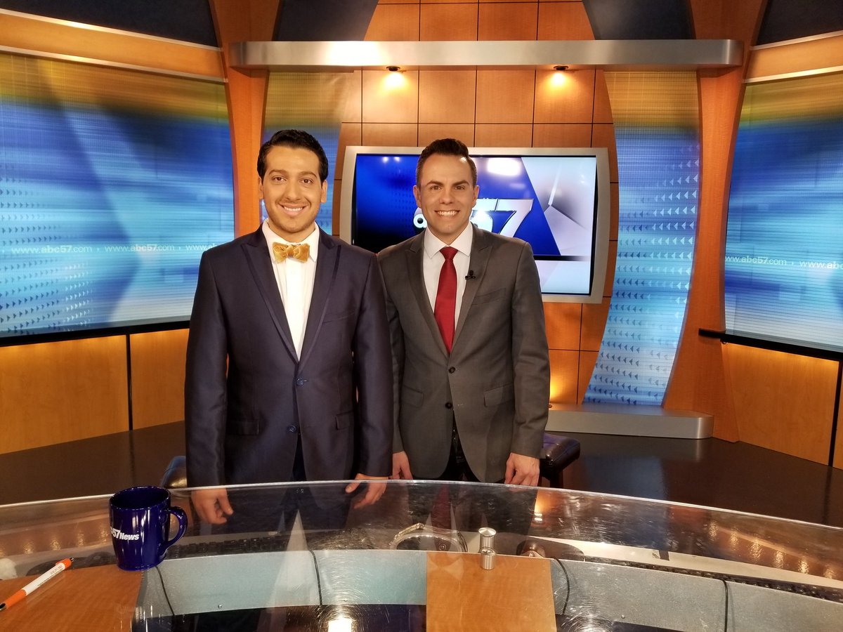 Andre_B87's tweet image. I will be a guest judge on Dancing with the stars tomorrow. Watch @ABC57News this morning at 8a.m to purchase tickets.