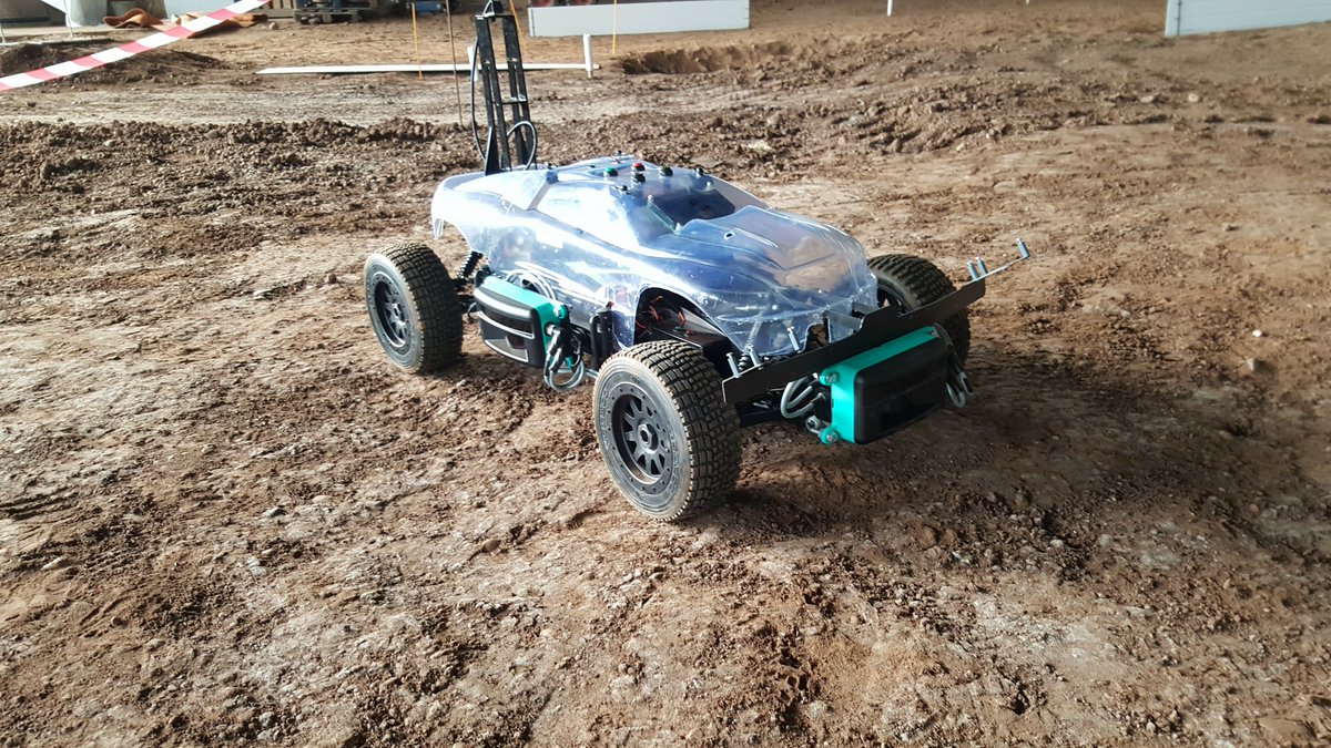 ERIC_HAU_FR's tweet image. We've just finished attaching and fettling our new body shell for ERIC! He'll look even better when he's painted and covered in stickers! 🤩 🤩 🤩 #fieldrobotevent #harperadamsuniversity