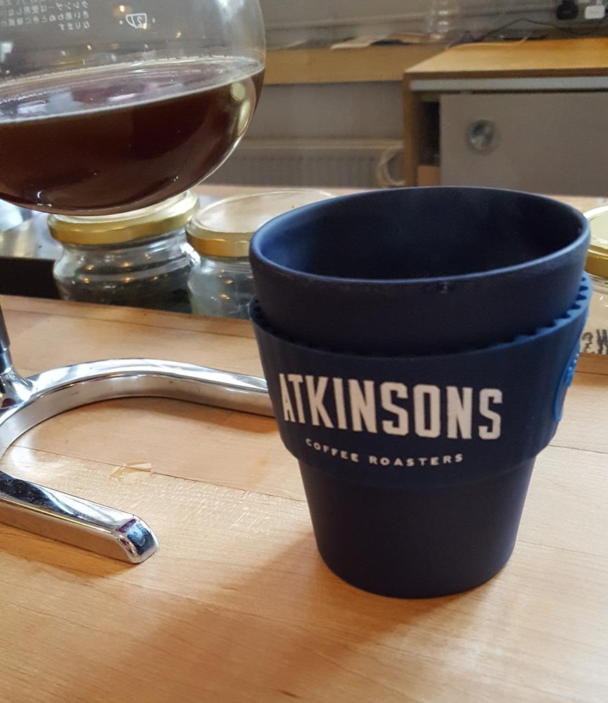 GarryJReid's tweet photo. Christening the bamboo with a nice #hambela #syphon #thehall #lancaster @coffeehopper https://t.co/Gun6x5QlDO