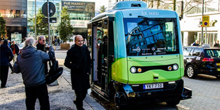svebussforetag's tweet photo. Dags för examensarbete? Var med i vår uppsatstävling. Skriv om kollektivtrafik på väg! I potten ligger 60 000 kronor! #kollektivtrafik ��� https://t.co/Ae37OxygUS https://t.co/wLXA5gFHZ8