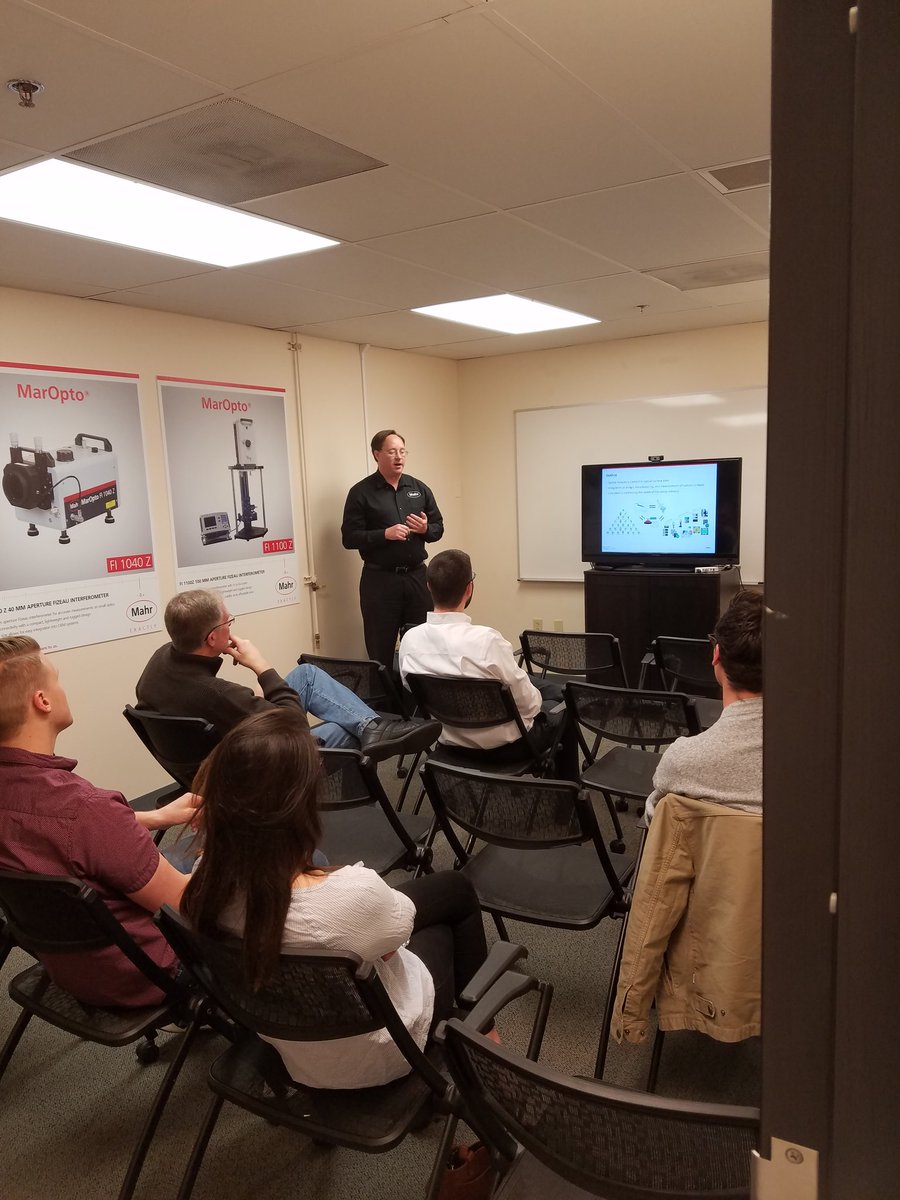 MahrSeabolt's tweet photo. @MahrExactly had a great group for our very 1st #optical #workshop in #Tucson . Thanks to all who came out!!  If you were unable to make it dont worry, there will be many more to come.
#maropto #metrology #fizeaus #profilometry #interferometry #mahr #optics https://t.co/udyI5GRzsg