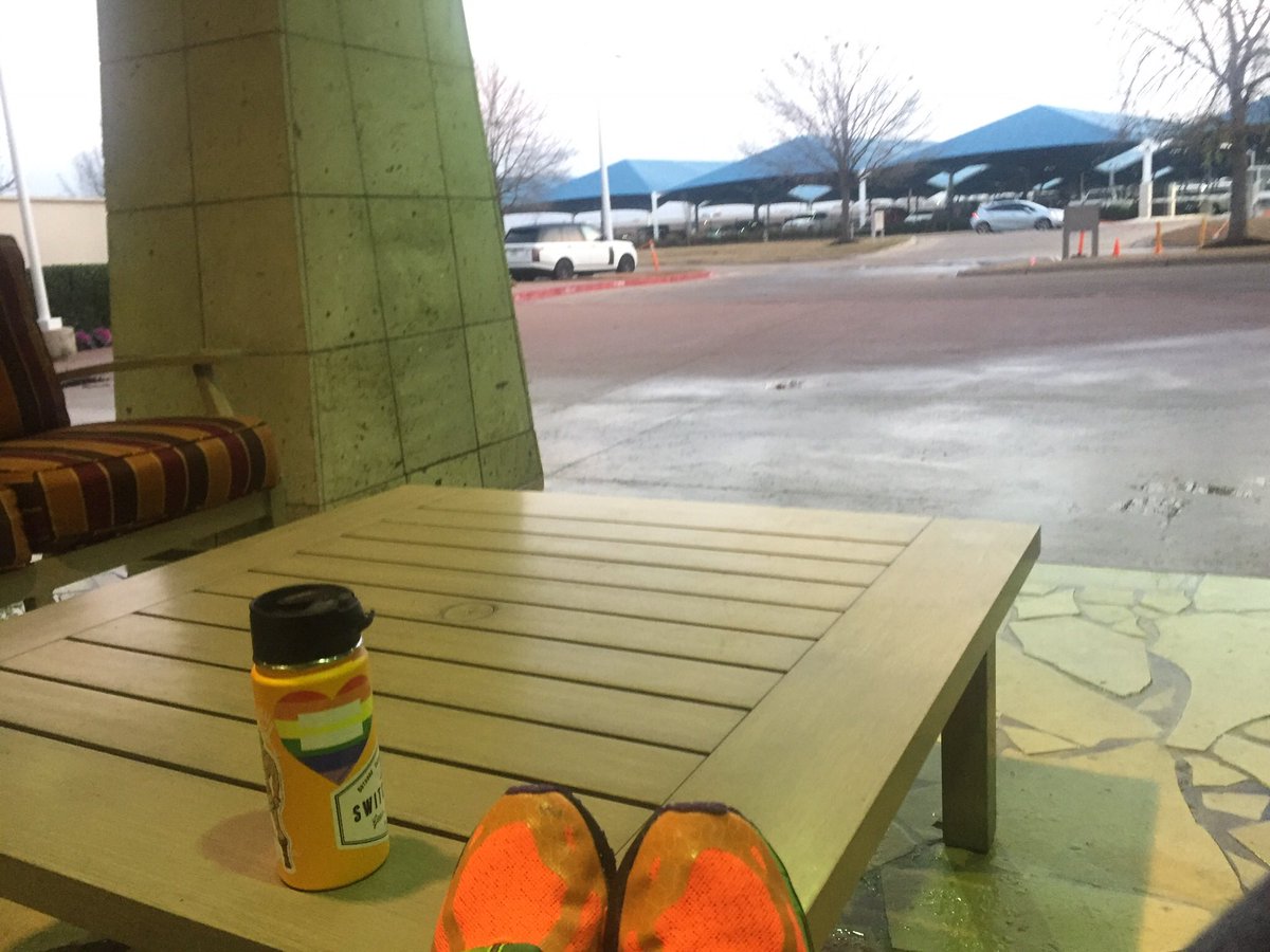 writerjill's tweet photo. Good morning, Austin! They’re not cowboy boots but they’ll have to do for today’s #VeteranEDGE conference #lostluggage https://t.co/ELAIAKiC0K