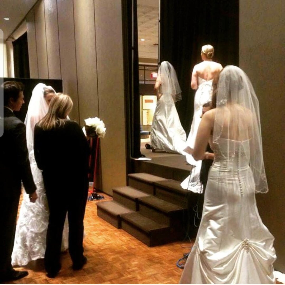 BlushingNotes's tweet image. Brides waiting backstage at the wedding show. Blushing Note's hair, makeup and custom made veils...Go! #blushingnotes  #glam #lipstick #Tdot #makeupartistry #photoshoot #beautiful #love  #hairandmakeup #eventmakeup #style #fashion #fashionshows #weddingshow