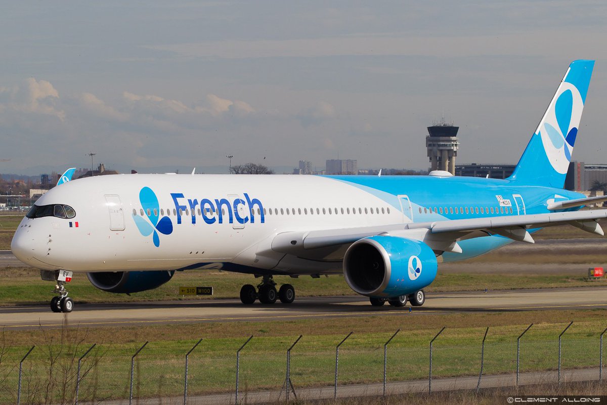 CAlloing's tweet photo. #Frenchblue is now #French but become #FrenchBee 😀😀2nd @Airbus #A350 for @myFrenchBlue ready for her FF !! #FHREV @AVgeeksTahiti https://t.co/supC9vUPgi