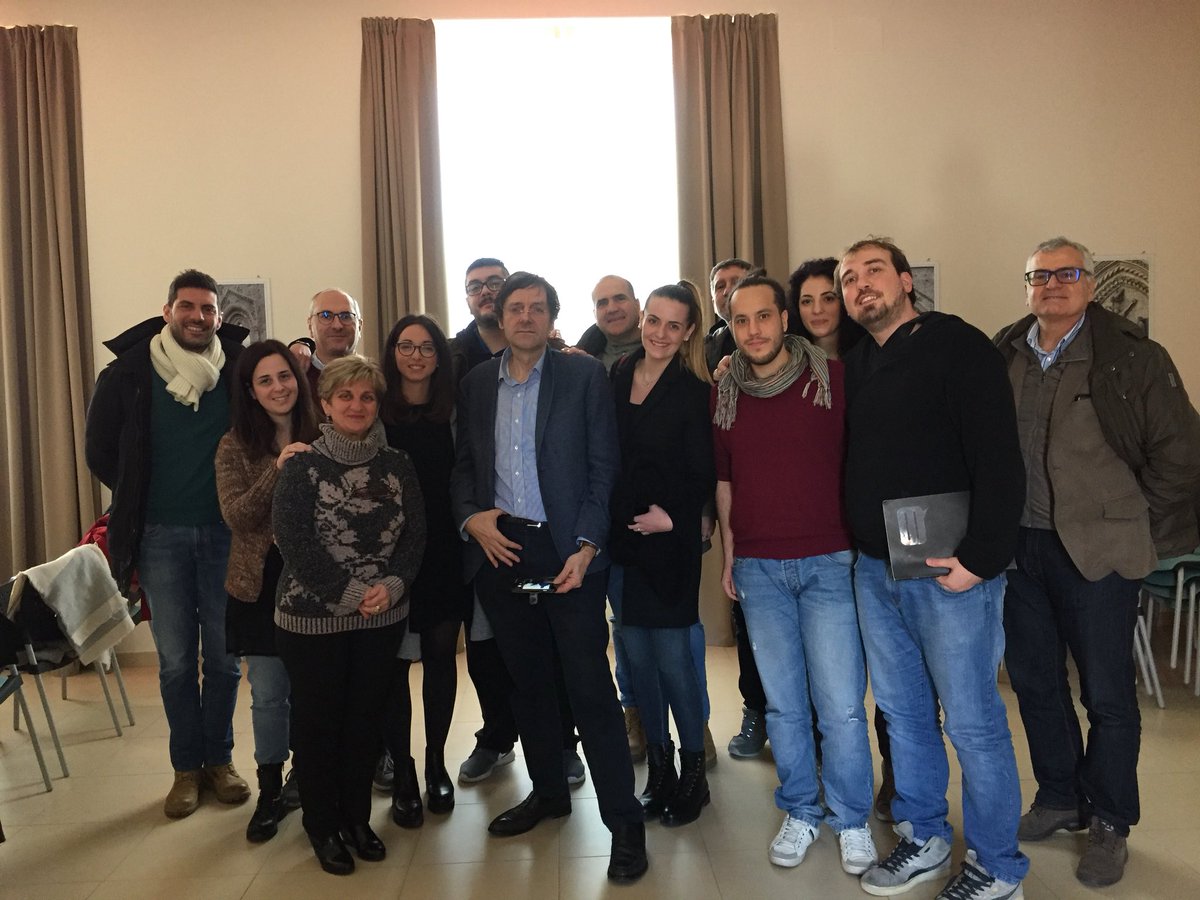 “Aspetto progetti generativi dal #Molise”. Cit <a href="/Leonardobecchet/">Leonardo Becchetti</a> 
#staytuned