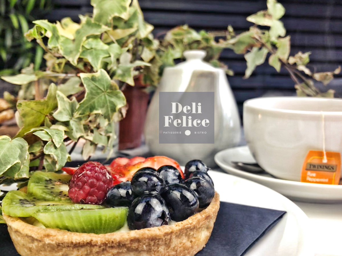 The weekend is here! Why not start early celebrations with tea &amp; cake! #FridayFeeling #weekend #Coffee #cake #Stalybridge #manchestereats #Manchester