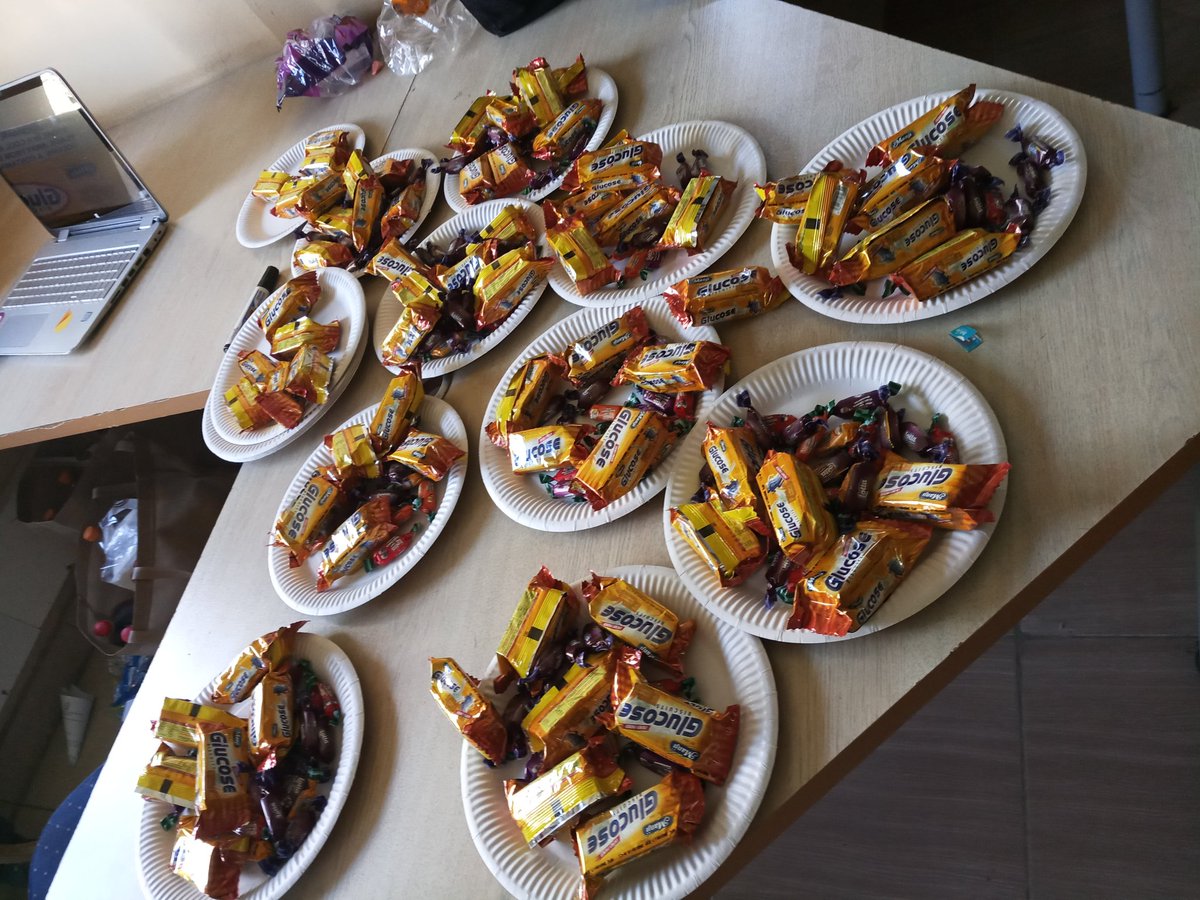 RailsGirlsnbo's tweet photo. Installation party starter pack #RailsGirlsNairobi https://t.co/Pe2y2Z6sRX