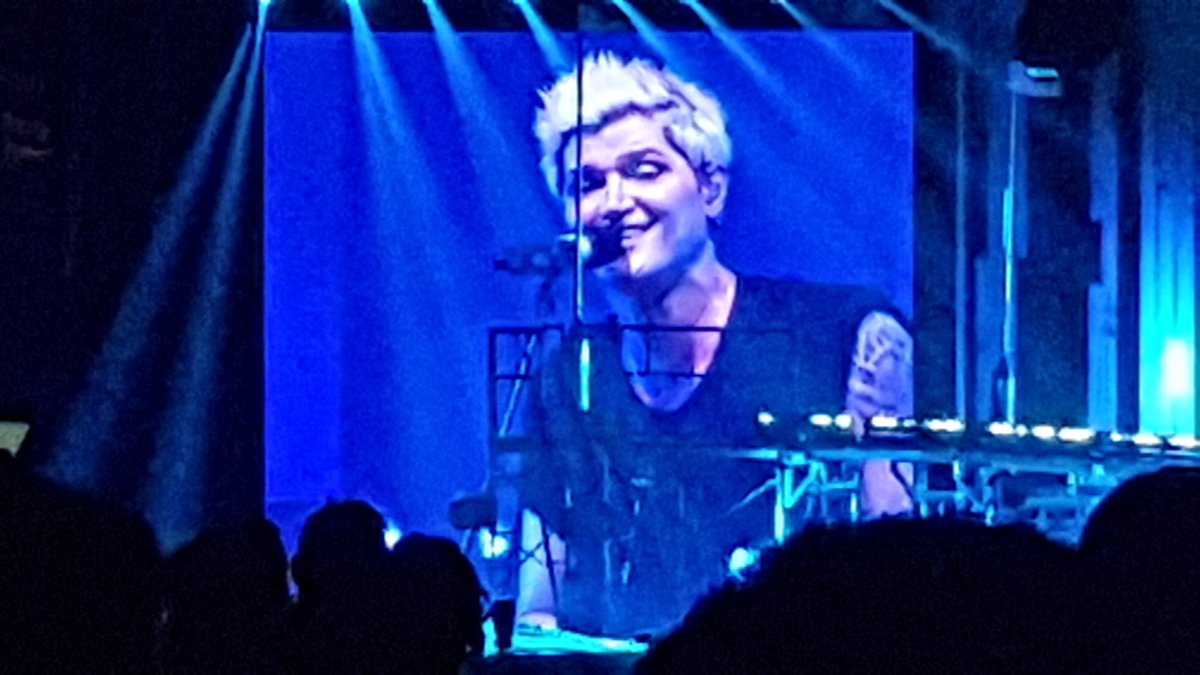 zozoanson's tweet photo. Amazing night last night 😍 still buzzing. @thescript #FreedomChildTour #Birmingham https://t.co/hJ8vlmA8eb