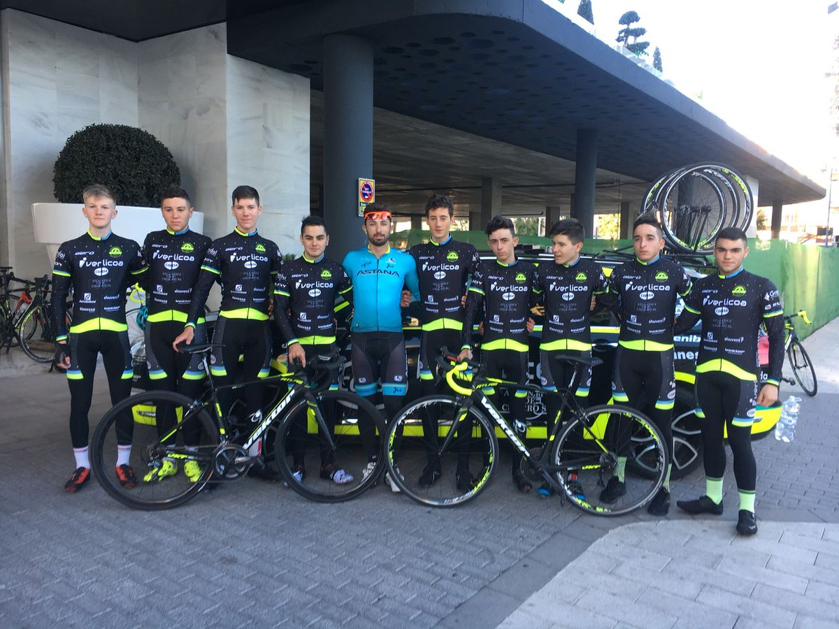 deportechiclana's tweet photo. Los equipos junior masculino y femenino de la Academia José Manuel Moreno - Darío Cataldo @AcademiaJMDC se presentan mañana en #Sevilla en la 4ª etapa de la @VCANDALUCIA + en https://t.co/7MTMhhIDiB #Chiclana #Ciclismo  @JoMa_Moreno @DarioCataldo https://t.co/cAtjQ49JPn