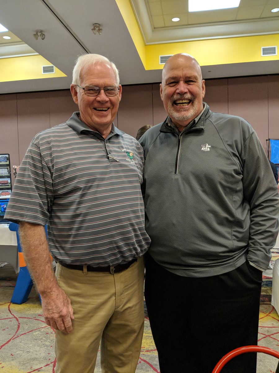 twiggray1's tweet photo. Good morning!  At  South Carolina Football Coaches Association Winter Clinic in Myrtle Beach.
working FCA booth. At noon we'll Adrian Despres is speaking. Tonight several great coaches are being honored at the Presentation of Distinguished Coach Awards. 
https://t.co/W14FXZQGvu https://t.co/1bEn7i7xPG